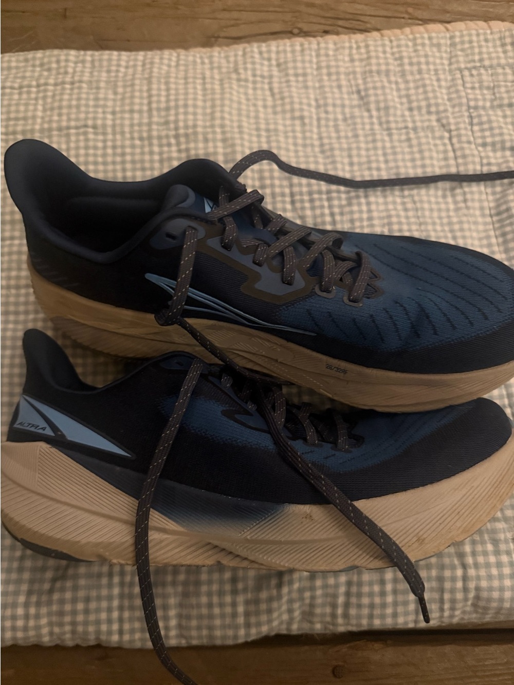 Altra Mens Running Shoe
